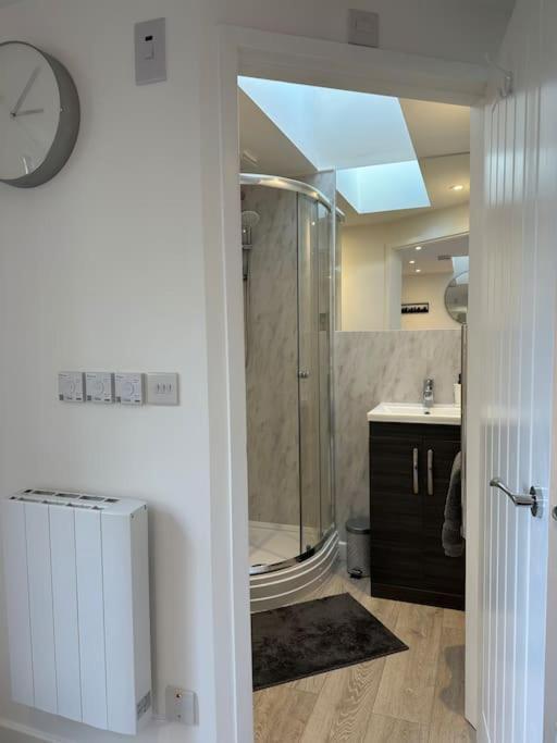 Whitsun Studio - Brand New Listing! Бристоль Екстер'єр фото